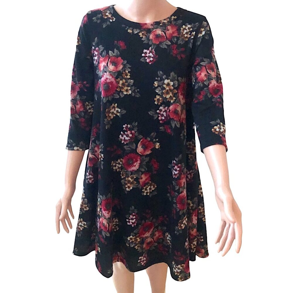 RIAH FASHION Black Floral Dress Size MEDIUM 3/4 Sleeve
